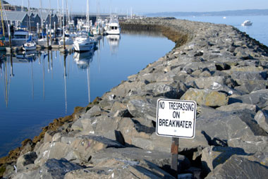 Breakwaters Shoreline Protection