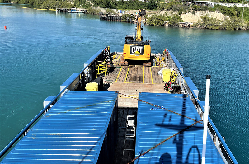 Mechanical Dredge with excavator on Vision deck